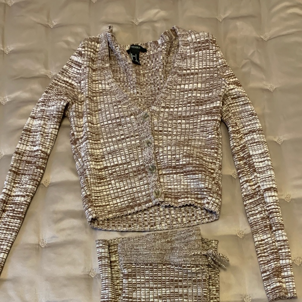 Knit matching outfit